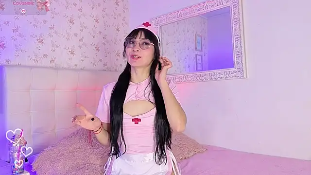 Snapshot of lia_kitty0 chatting on May 28, 2026, 7:00 pm lia kitty0 online show from May 28, 2026, 7:00 pm