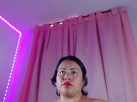 vibeSex1 online show from April 20, 2026, 7:15 pm
