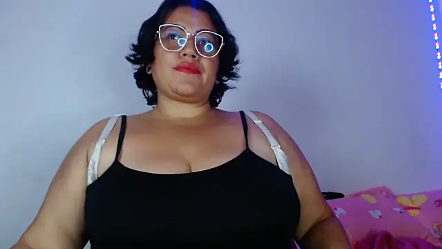 vibeSex1 online show from May 7, 2026, 7:08 pm