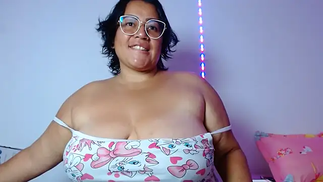 vibeSex1 online show from May 10, 2026, 5:40 pm