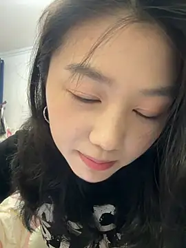 Shanshan 1267 online show from June 6, 2026, 11:04 am