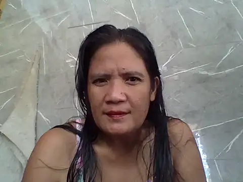 PinayZaira online show from June 14, 2026, 6:37 am
