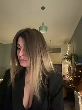 Snapshot of Rita_Tease chatting on April 14, 2026, 6:03 pm Rita Tease online show from April 14, 2026, 6:03 pm