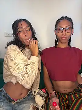 Sun lynx Love online show from April 13, 2026, 9:20 pm