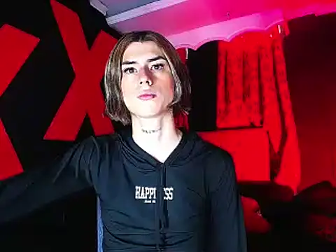 AlanFox1 online show from May 13, 2026, 1:52 pm