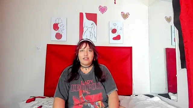 AleSweet 1 online show from April 18, 2026, 1:26 pm