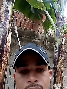 Nicolas Moncadas online show from April 8, 2026, 5:24 pm