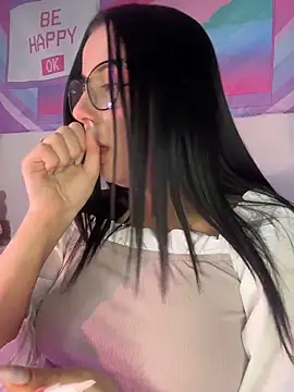 L0LA XO online show from April 1, 2026, 12:17 pm