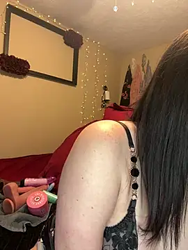 taylorsunshine online show from April 19, 2026, 3:39 am