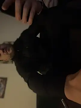 HotTemptation  online show from April 18, 2026, 7:51 pm