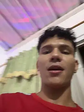 sebascuterouss online show from April 25, 2026, 2:47 am
