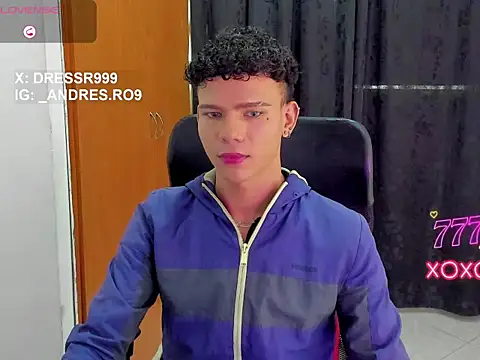 sebascuterouss online show from April 30, 2026, 1:28 pm