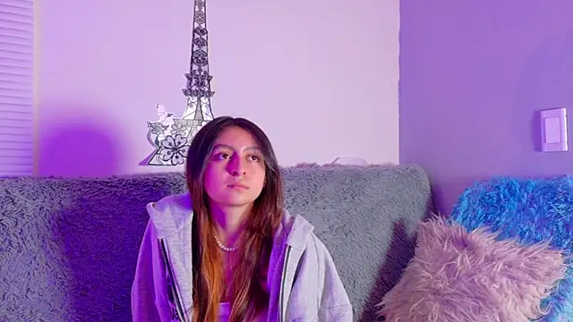 Snapshot of Lala_fluffy chatting on April 15, 2026, 7:58 pm Lala fluffy online show from April 15, 2026, 7:58 pm