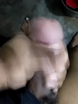 Daddy 004   online show from April 5, 2026, 4:20 am