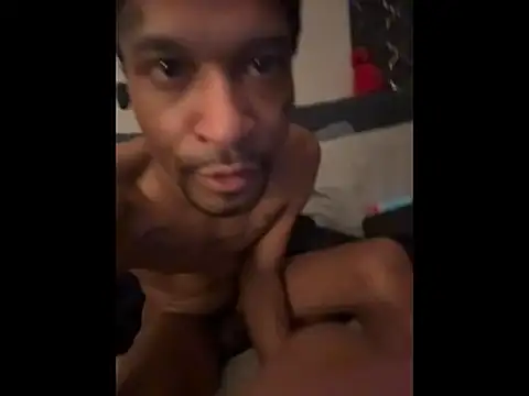 Snapshot of JRNBLU44 chatting on April 6, 2026, 8:26 am JRNBLU44 online show from April 6, 2026, 8:26 am