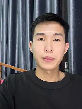 tuanhip online show from April 4, 2026, 1:19 pm