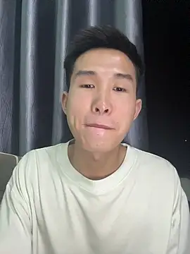 tuanhip online show from April 5, 2026, 3:09 pm