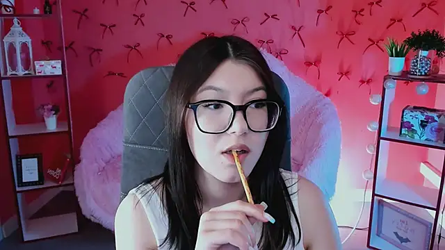 JennyGibson online show from May 20, 2026, 5:13 am