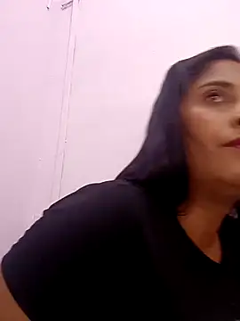 SofiaMendez1  online show from April 23, 2026, 3:36 pm