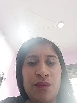 SofiaMendez1  online show from May 11, 2026, 2:45 pm