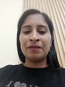 SofiaMendez1  online show from June 23, 2026, 9:24 pm