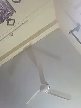 Cute Kavita02 online show from April 8, 2026, 5:40 am