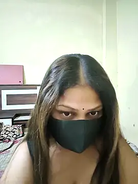 SluttySonam online show from April 10, 2026, 7:02 am
