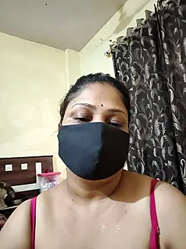 SluttySonam online show from April 27, 2026, 11:08 am