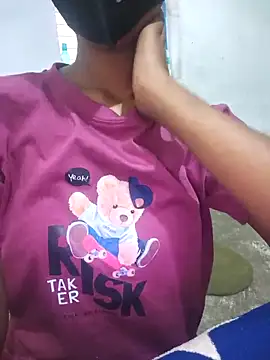 Snapshot of punampooja chatting on April 13, 2026, 5:35 am punampooja online show from April 13, 2026, 5:35 am