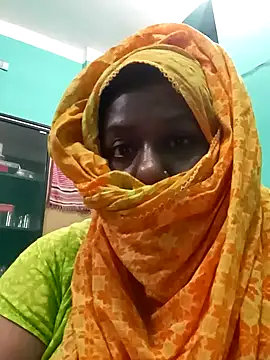 Snapshot of Adihotgirl-97 chatting on April 2, 2026, 11:30 am Adihotgirl-97 online show from April 2, 2026, 11:30 am