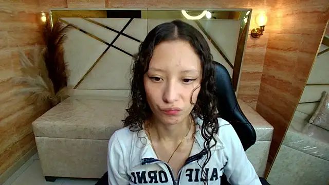 abby  r online show from April 30, 2026, 12:33 pm