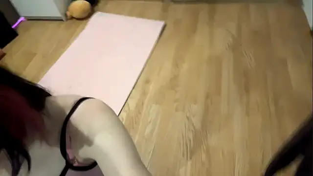 WifeAileen online show from April 2, 2026, 7:17 am