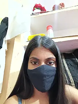 shreyaverma899 online show from April 12, 2026, 6:51 am