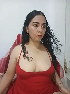Snapshot of Emily_Divi69 chatting on May 8, 2026, 10:04 pm Emily Divi69 online show from May 8, 2026, 10:04 pm
