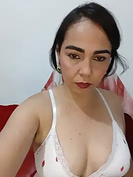 Emily Divi69 online show from June 23, 2026, 1:03 am