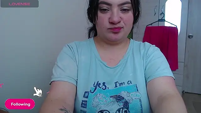 Snapshot of Demy_spicy chatting on June 18, 2026, 4:33 pm Demy spicy online show from June 18, 2026, 4:33 pm