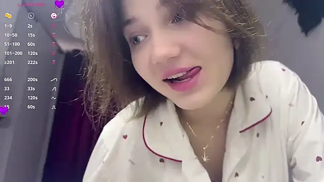 Snapshot of Cute_Capricee chatting on April 19, 2026, 10:03 am Cute Capricee online show from April 19, 2026, 10:03 am