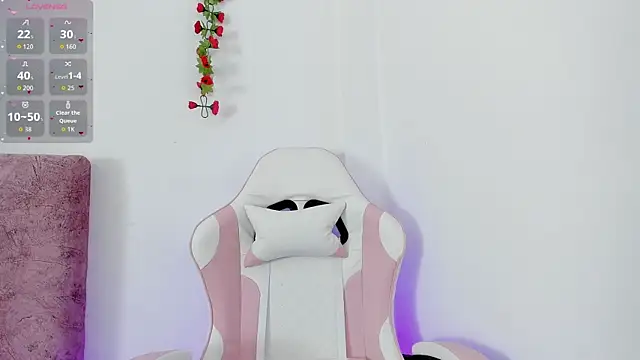 alisson boobs   online show from May 15, 2026, 10:50 pm