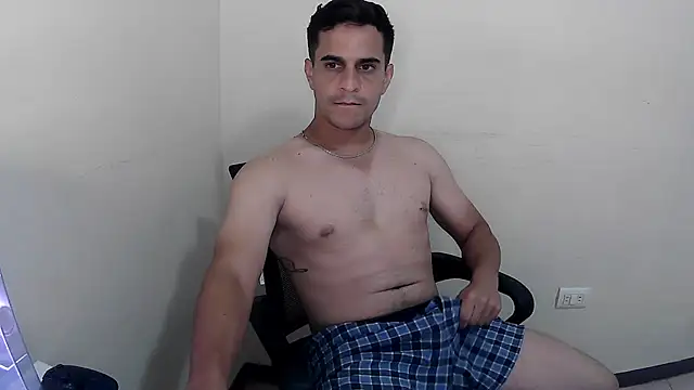 Snapshot of randomzombie27 chatting on August 3, 2026, 12:53 am randomzombie27 online show from August 3, 2026, 12:53 am
