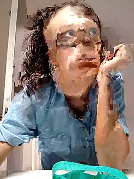 Snapshot of Lolaa92i chatting on April 9, 2026, 7:47 am Lolaa92i online show from April 9, 2026, 7:47 am