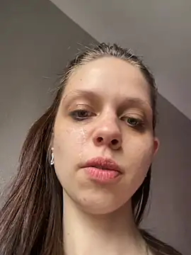 HotGirl1701 online show from April 9, 2026, 10:20 am