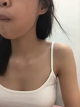 Snapshot of Yenlisu3Zie chatting on May 14, 2026, 1:51 pm Yenlisu3Zie online show from May 14, 2026, 1:51 pm