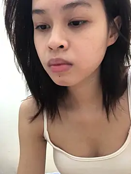 Snapshot of Yenlisu3Zie chatting on May 27, 2026, 1:52 pm Yenlisu3Zie online show from May 27, 2026, 1:52 pm