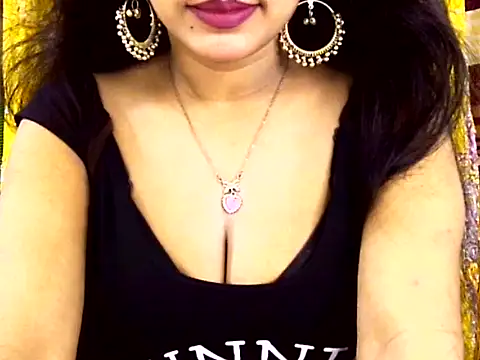 Noor Zarin online show from April 25, 2026, 2:47 pm