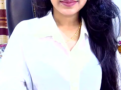 Noor Zarin online show from May 26, 2026, 6:42 am