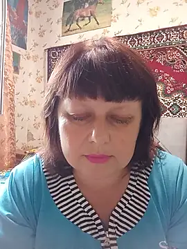 AuroKaria online show from June 11, 2026, 1:31 pm