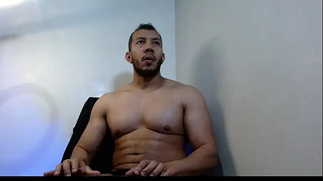 georgeholl online show from May 11, 2026, 4:48 pm
