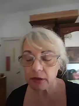 MatureElegantWidow online show from July 22, 2026, 7:49 pm