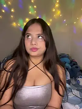 mikasaarkman online show from April 7, 2026, 7:14 pm