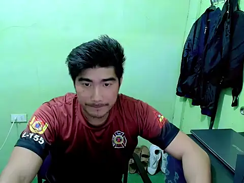 Snapshot of Hunkfireman chatting on April 23, 2026, 2:57 am Hunkfireman online show from April 23, 2026, 2:57 am